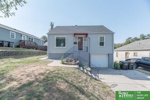 2616 S 38 Street, Omaha, NE 68105