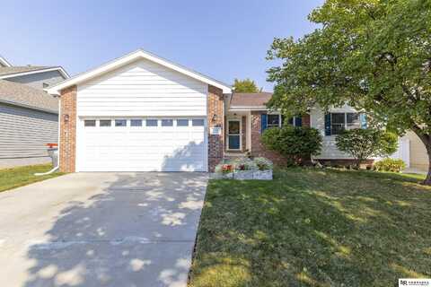 1118 NW Gary Street, Lincoln, NE 68521