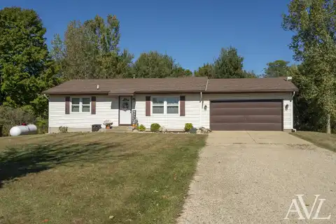 2183 137th Avenue, Dorr, MI 49323