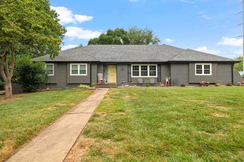 3145 S Glenhaven Avenue, Springfield, MO 65804