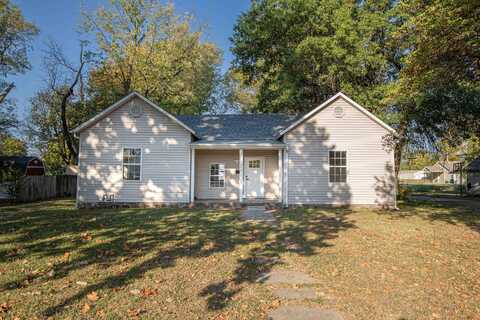 1005 Walnut Street, Lamar, MO 64759