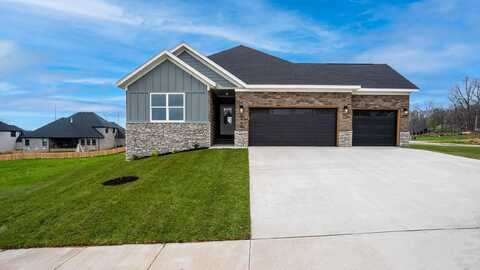 3801 N Golden Eagle Drive, Ozark, MO 65721