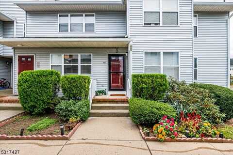 187 Bexley Ln, Piscataway, NJ 08854