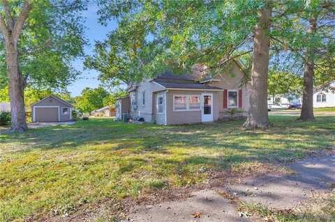 318 E 3rd Street, Lawson, MO 64062