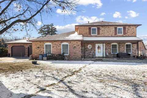 4701 Blairs Ferry Rd, CedarRapids, IA 52411