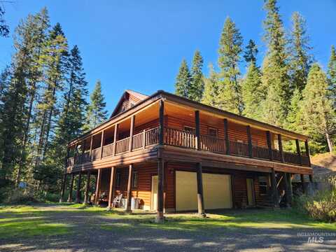 211 Resort Rd, Kooskia, ID 83539