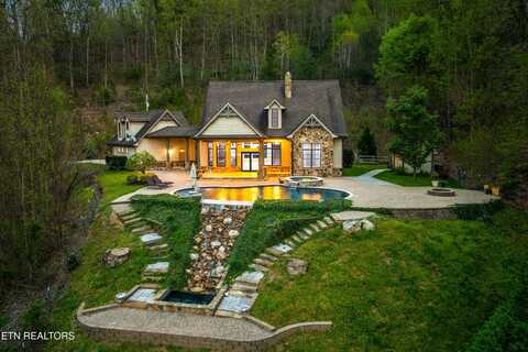 2233 Nations Rd, Newport, TN 37821