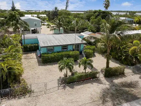 28130 Dorothy Avenue, Little Torch Key, FL 33042