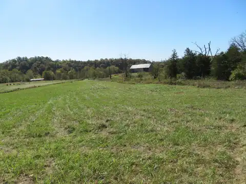 200 Howards Creek Road, Winchester, KY 40391