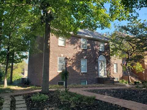 244 Chippendale Circle, Lexington, KY 40517