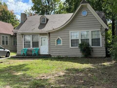 3465 SPOTTSWOOD, Memphis, TN 38111