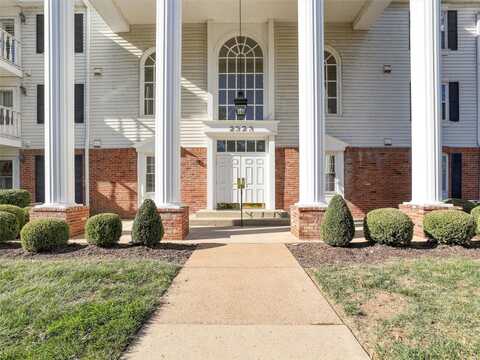 2323 Manor Grove, Chesterfield, MO 63017