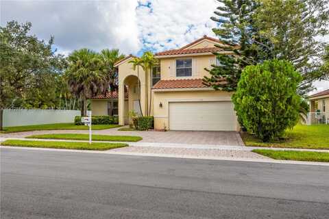 751 SW 191st Ave, Pembroke Pines, FL 33029