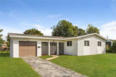 6341 NW 25th St, Sunrise, FL 33313