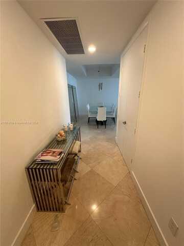 undefined, Sunny Isles Beach, FL 33160