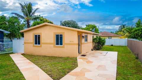 5019 SW 24th St, West Park, FL 33023