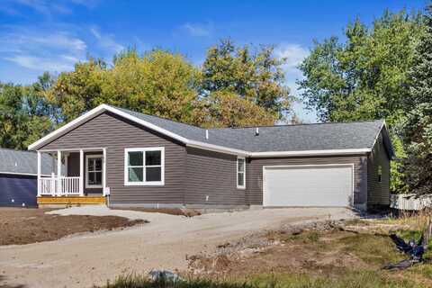 258 Connie Dr, West Bend, WI 53090