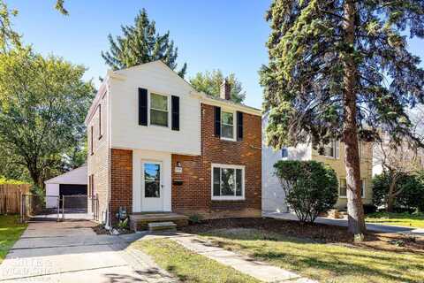 1591 Bournemouth, Grosse Pointe Woods, MI 48236