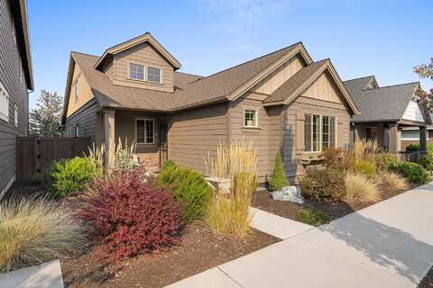 2895 Yew Park Lane, Redmond, OR 97756