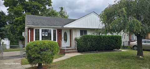 102 Green Avenue, Hempstead, NY 11550