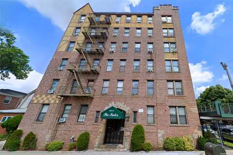 155-17 Sanford Avenue, Flushing, NY 11355