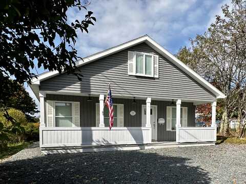 2 Chapel Street, Eastport, ME 04631