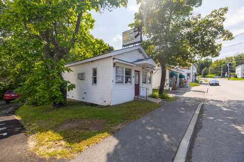 30 Main Street, Limerick, ME 04048