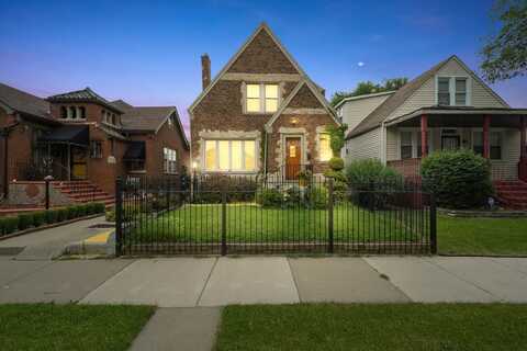 8013 S Harper Avenue, Chicago, IL 60619