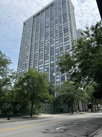 5455 N Sheridan Road, Chicago, IL 60640