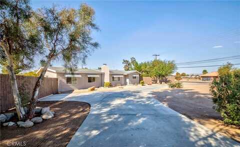 10516 3rd Avenue, Hesperia, CA 92345