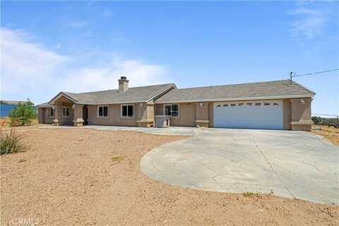 8648 El Centro Road, Phelan, CA 92371