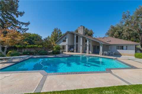 2070 N Euclid Avenue, Upland, CA 91784