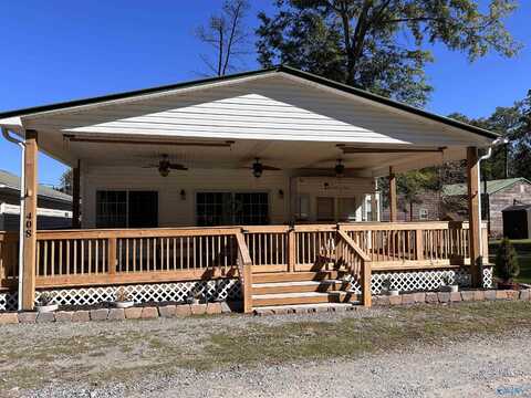 40 Buttercup Drive, Guntersville, AL 35976