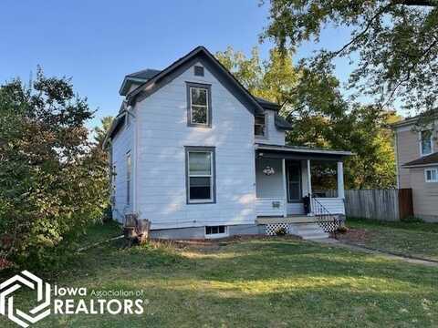 307 W Jefferson Avenue, Fairfield, IA 52556