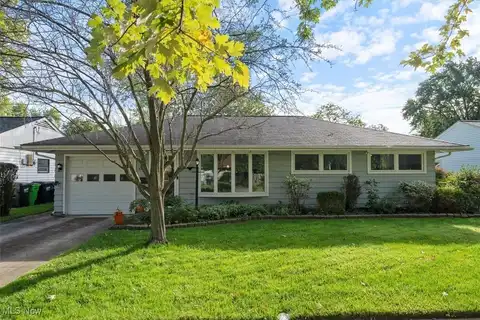 379 Adrian Drive, Berea, OH 44017