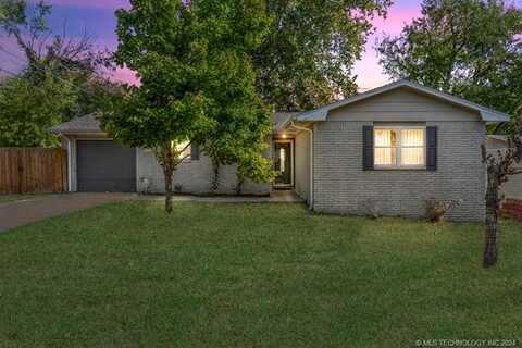 18527 E 1st Street, Tulsa, OK 74108