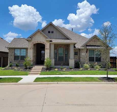 1005 Daisy Way, Crowley, TX 76036