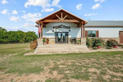 1725 Horsemans Drive, Stephenville, TX 76401