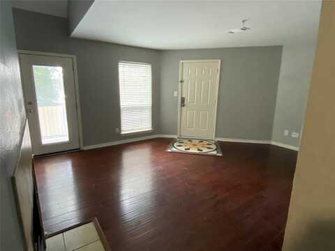 9817 Walnut Street, Dallas, TX 75243