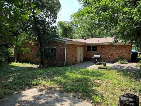 6313 Norma Street, Fort Worth, TX 76112