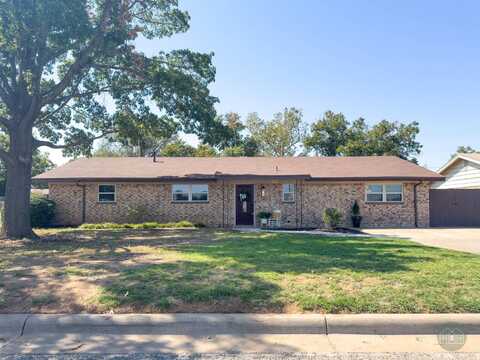 1720 Una Drive, Vernon, TX 76384