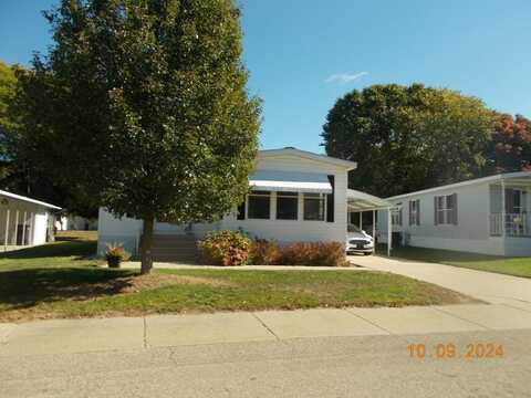 7702 Quail Run East SE, Grand Rapids, MI 49508