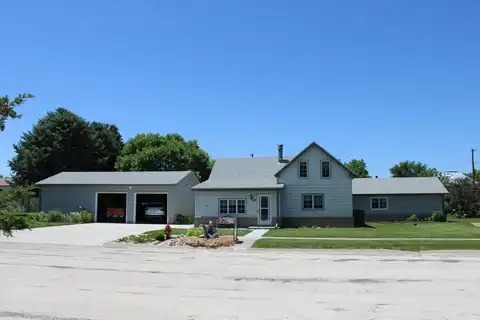 309 Loofborrow St., Rushville, NE 69360