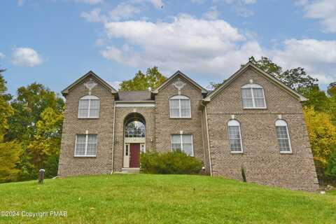 202 Saddle Creek Drive, Mount Bethel, PA 18343