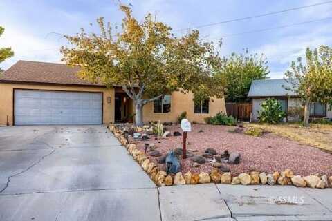 420 Debra LN, Ridgecrest, CA 93555