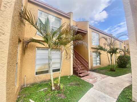4457 Treehouse Ln, Fort Lauderdale, FL 33319