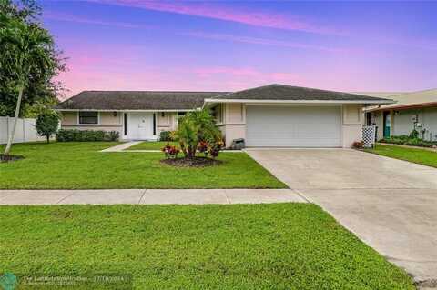 8442 Mildred Dr, Boynton Beach, FL 33472