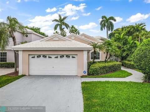 1140 Wilshire Cir, Pembroke Pines, FL 33027