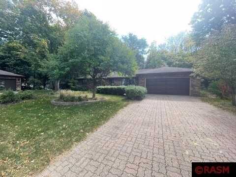 19 Partridge Place, North Mankato, MN 56003