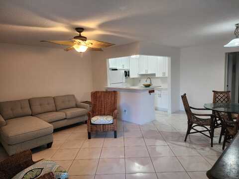 200 Horizons 102 W, Boynton Beach, FL 33435